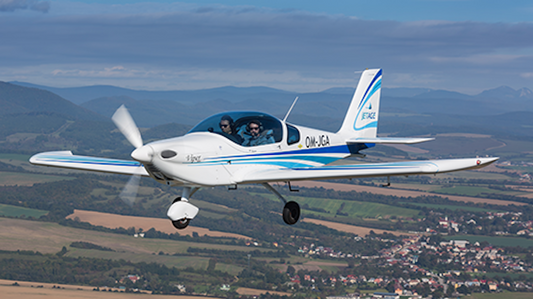 Vyhliadkový let lietadlom Viper SD4 s možnosťou pilotovania z Bratislavy